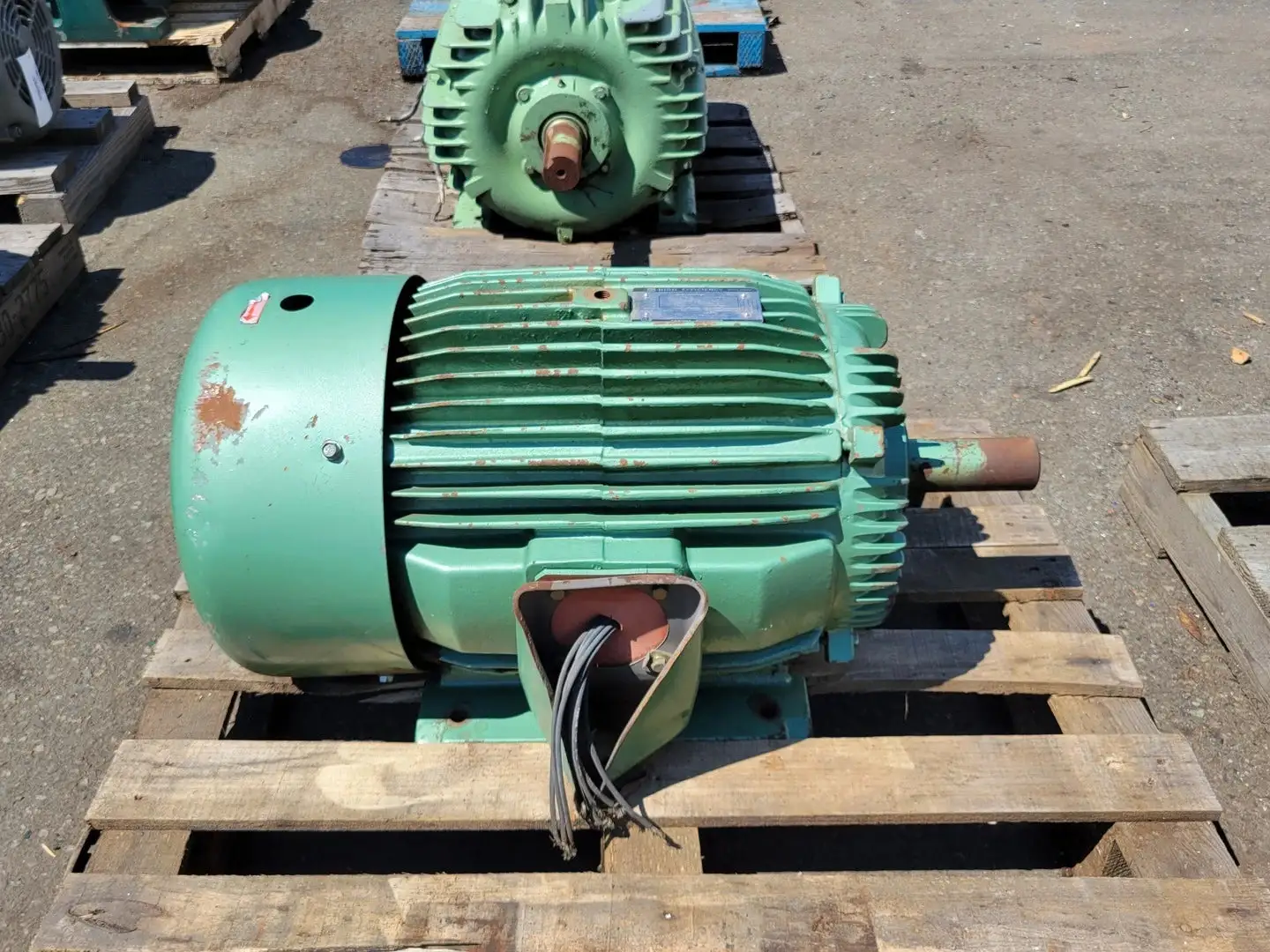 USED TOSHIBA B0504FLF1UD