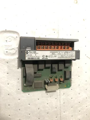 USED ALLEN BRADLEY 1746-OX8