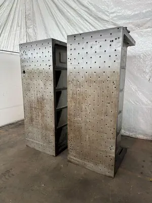 36" W X 93" T X 42" D BOX TYPE ANGLE PLATES. STOCK # 0630821
