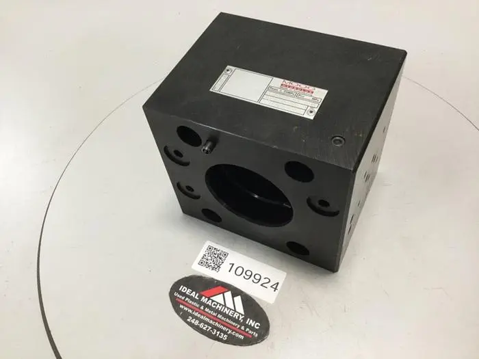 Used MOOG CCE50C1RH2X06/SO:MC Valves/Fittings Michigan US | Ideal Machinery #599897