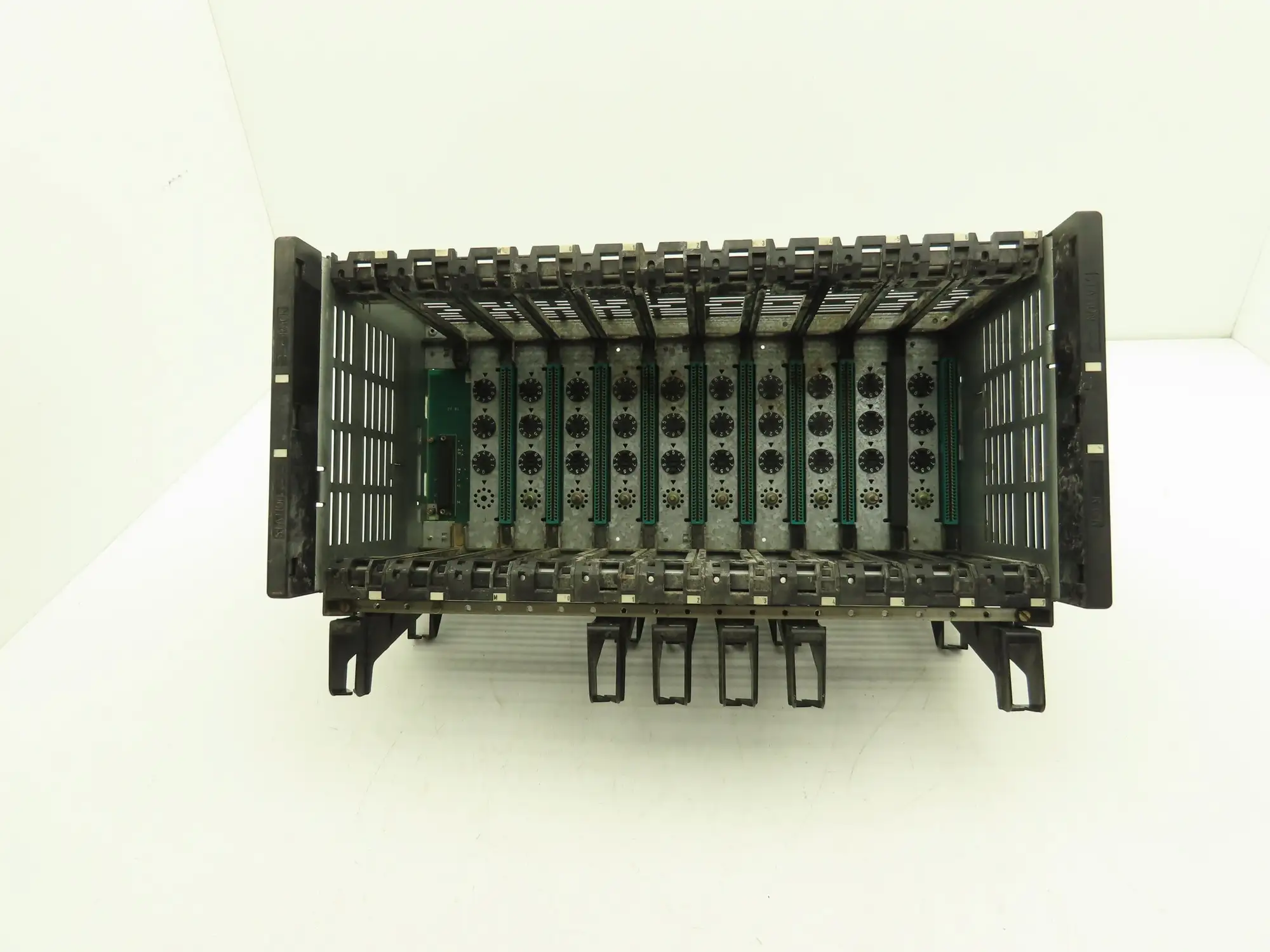 Telemecanique TSXRKN8 Chassis Rack 8-Slot