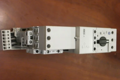 USED Allen-Bradley 140M-F8E-C32  + 100-C37