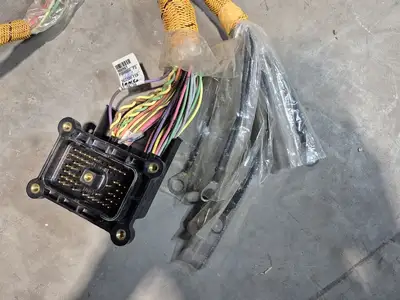 NEW CATERPILLAR 445-8628