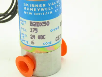Honeywell Skinner B2DX50 Solenoid Valve 2-Way (NC) 24VDC 175 PSI 1/8" NPT