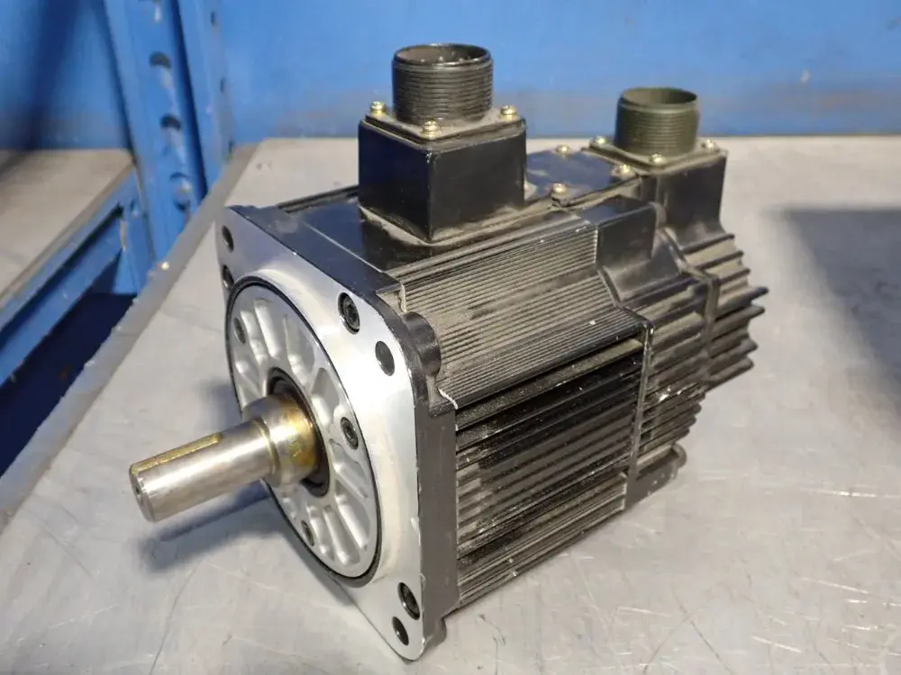 USED YASKAWA SGMGH05P2A6D