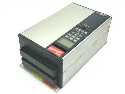 USED DANFOSS DANFOSS VLT5003PT5CN1STR3DLF20A00C0 VLT 5003