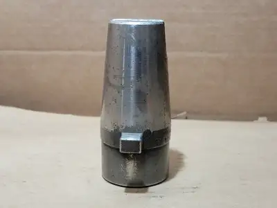 USED UNIVERSAL ENGINEERING 80430