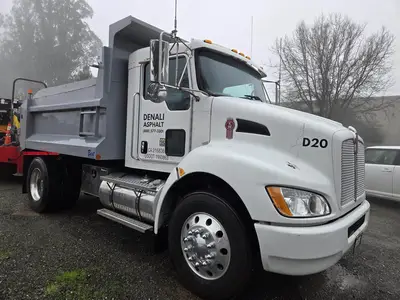 USED 2020 KENWORTH T270