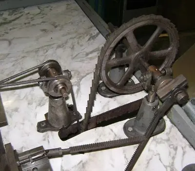 1373-385 Antique Henry Hauser S.A. Motorized Lapping Machine