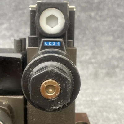 Used Yuken L-DSG-01-2B2-D24-70 Solenoid Valves California US | Davliegogo LLC #1705514