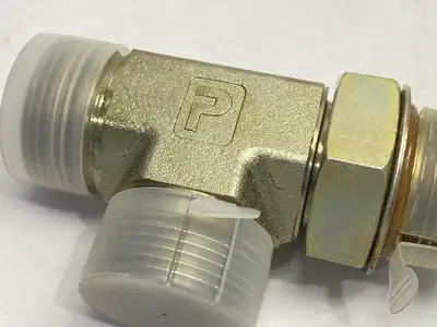 16 R5OLO-S | Parker  Seal-Lok ORFS Run Tee 1" ORFS x 1-1/16-12 SAE x 1" ORFS - New Other