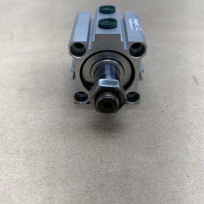 NEW SMC NCDQ2WB320DC M-XC38