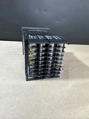 USED Honeywell DC3500-RE-3C20-211-10000-E0-0