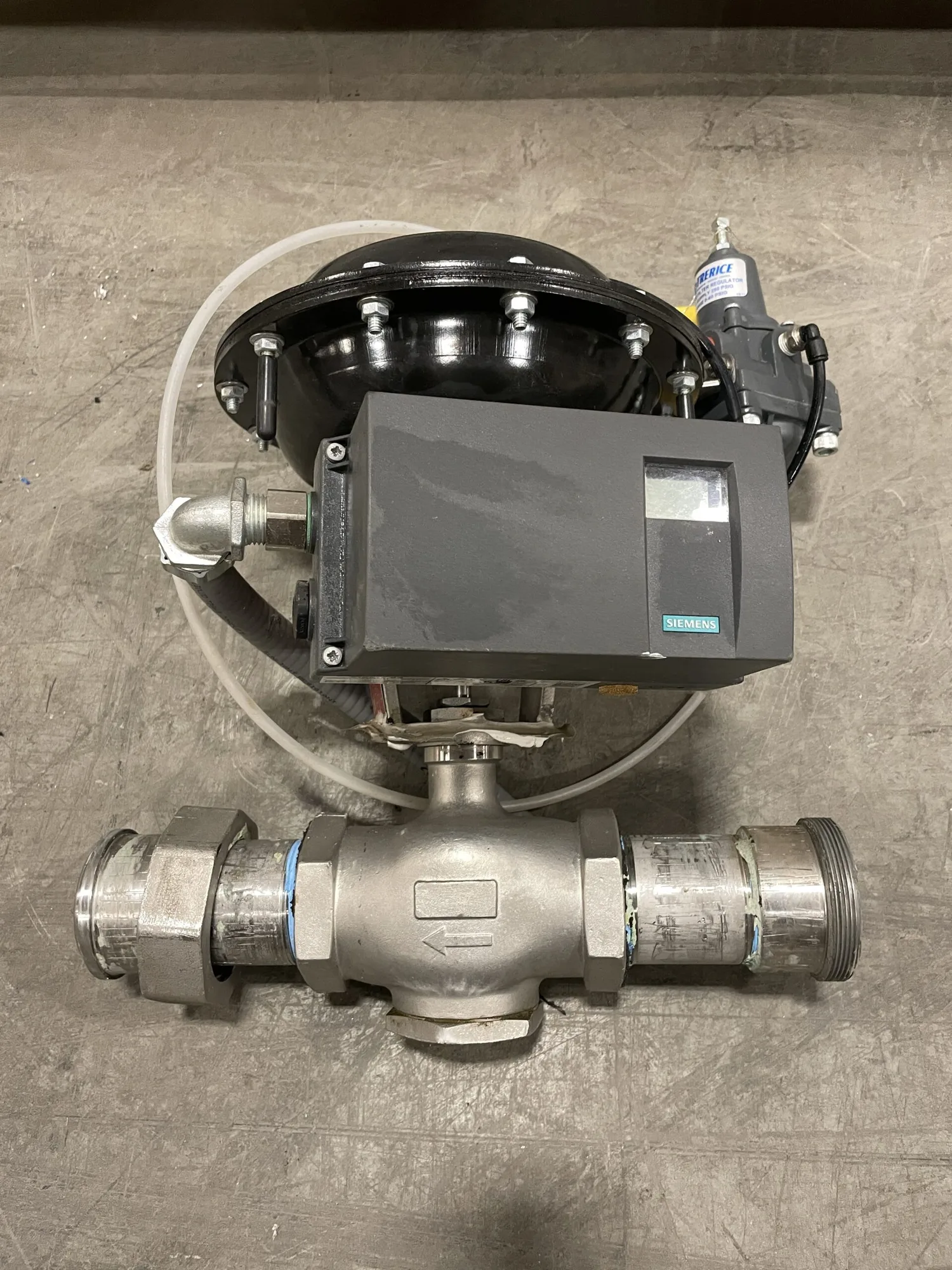 Watson McDaniel HB1010R-17N-PA100 2″ 316SS Control Valve w/ 6DR5010 Positioner