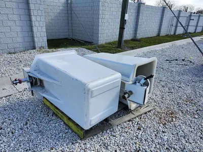 Used 2010 ALTEC INSULATED BUCKET Aerial Work Platforms Florida US | Monster Equipment #1382732
