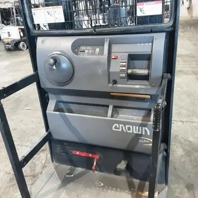 USED 2016 CROWN SP3510-30