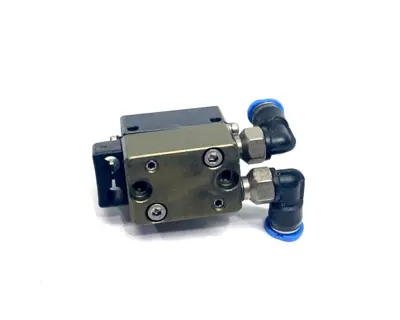 USED SCHUNK 2-JAW PNEUMATIC PARALLEL GRIPPER, 340010
