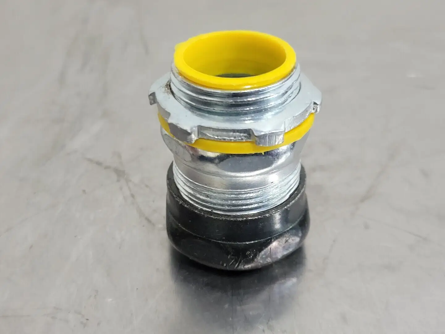 Used CROUSE-HINDS 651RT Cable & Wire British Columbia CA | Lenmark #252824