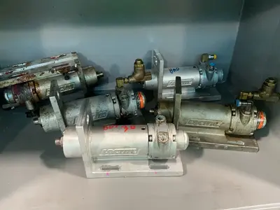Used LOCTITE _UNKNOWN_ Pumps Ohio US | HGR 24 #1518095