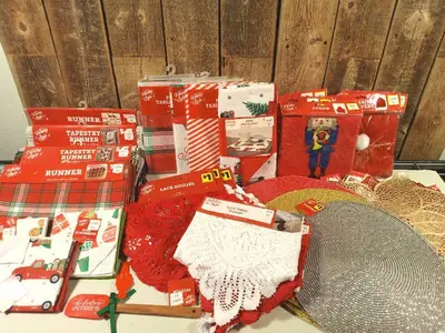 Huge Lot of Christmas (Table Mats, Kitchen towels, etc.)