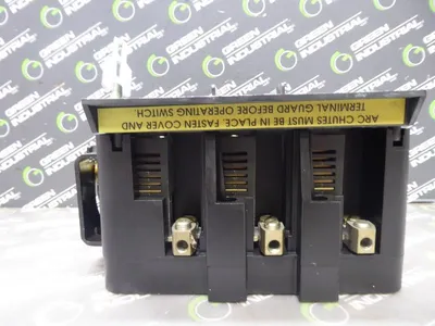 Allen Bradley 1494V-DS60 Line Terminal Guard Ser. A 60A 600VAC 250VDC 15HP Used
