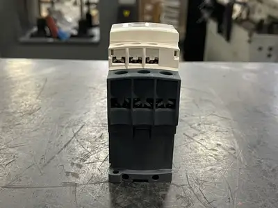 NEW SCHNEIDER ELECTRIC LC1D25BD