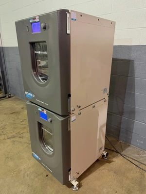 Used _UNKNOWN_ _UNKNOWN_ Incubator Shakers Ohio US | Federal Equipment Company #1365500