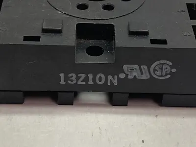 USED OMRON P2CF-08