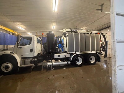 2016 Aquatech B10 Combination Sewer Cleaners | VacSource (5)