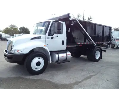 Used 2019 INTERNATIONAL _UNKNOWN_ Hooklifts & Roll-Offs Florida US | TLC Truck & Equipment #1568910
