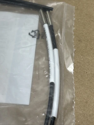 NEW Omron E32-T11L-2M