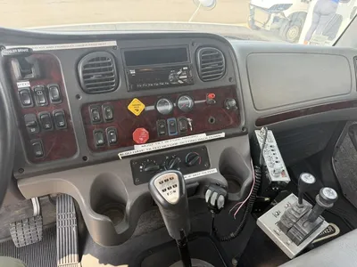 Used 2018 FREIGHTLINER 114SD STELLAR HOOKLIFT Hooklifts & Roll-Offs Minnesota US | Carco Truck & Equipment #1513867
