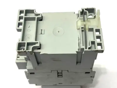 Used Allen-Bradley Ser. A Guardmaster Safety Contactor 24VDC 9A PLC Contactors Michigan US | Maverick Industrial Sales #1393249