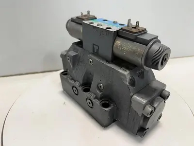 USED VICKERS DG4V-3S-6C-M-U-HL7-60-EN490-B13
