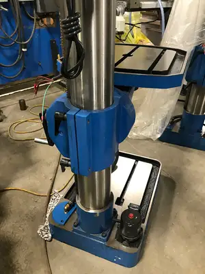 YUWE DM40 Gear Head Drilling Machine