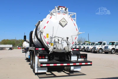 Used 2019 PETERBILT 567 Tractors & Trailers Texas US | Roll Off Truck World #1486370