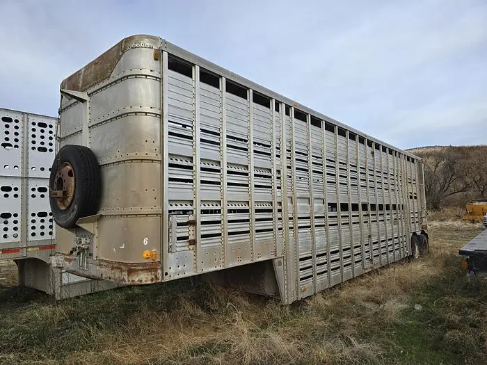 Used 1974 WILSON 42' Agricultural Trailers Idaho US | Berry Machinery #910944