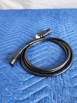USED TRIPP LITE P005-006