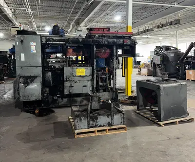 USED 2008 HUNTER XL-2024 AUTOMATIC MOLDING MACHINE