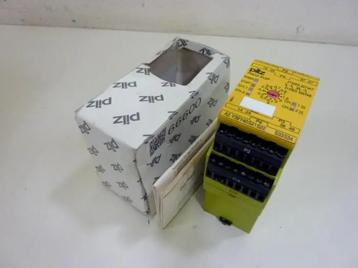 NEW PILZ PNOZXV2P3/24VDC2N/O2N/OT