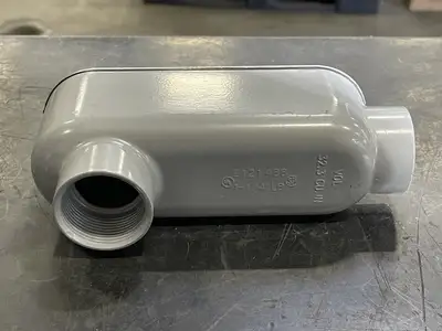 1-1/4" LB Conduit Body w/ Cover