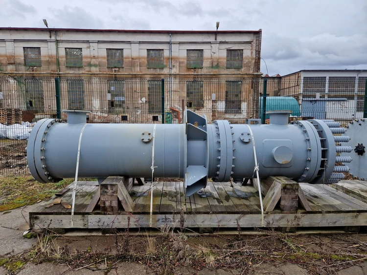 Used 2010 SGL CARBON TECHNIC SAS CKL7 Heat Exchangers CZ | Perry Equipment #124394