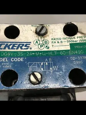 USED VICKERS DG4V3S2AMUHL760EN490