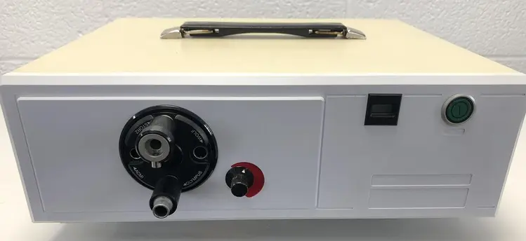 Used INTEGRA LUXTEC 9300XSP Light Sources / LED North Carolina US | Denova Medical #1553491