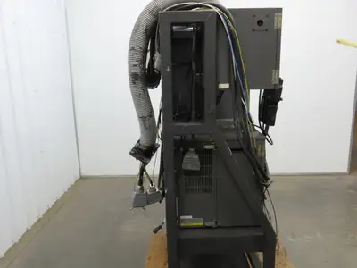 Fanuc M-6I Industrial Robot 6 Axis R-J2 Controller Teach Pendant Spray Head