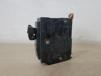 USED SQUARE D QO115