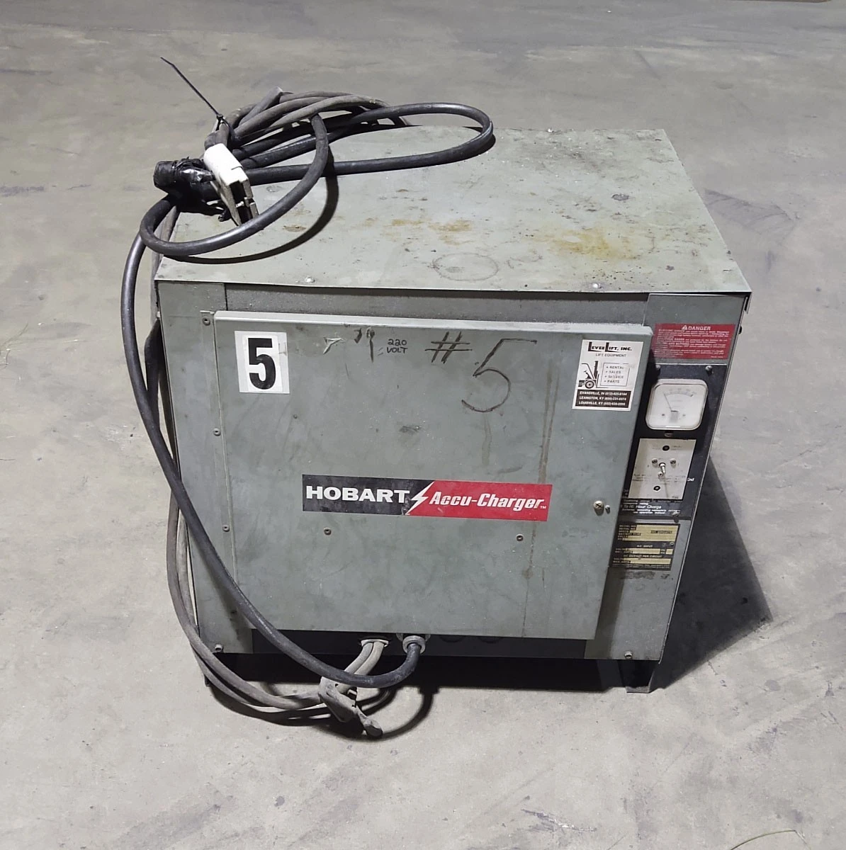USED Hobart 725C3-18