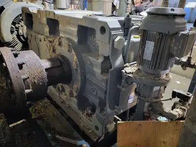 Screw Feeder w/ 750 hp Motor & Gearbox