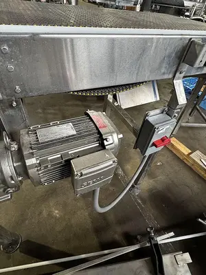 USED BEVCO 5' X 18" BELT CONVEYOR