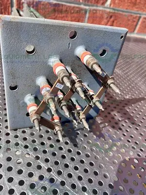 USED CHROMALOX IMMERSION HEATING ELEMENT